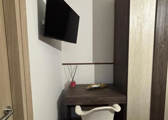 Civico 19 3* 科森扎